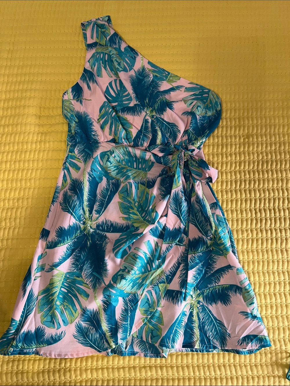 Cupshe One-Shoulder Tropical Print Dress in Pink and Teal